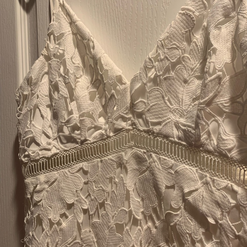ASTR the label white lace dress - Picture 11 of 11